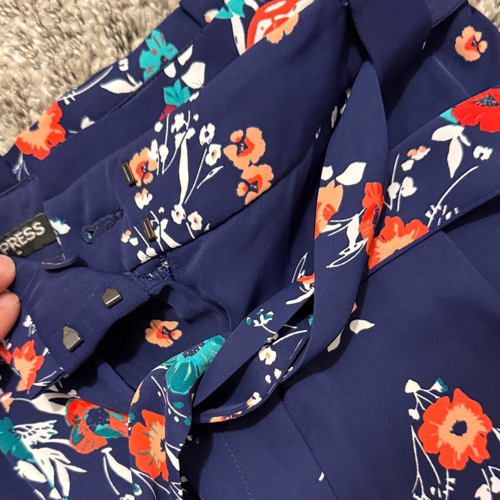 Express Navy Floral Jumpsuit - Picture 4 of 7